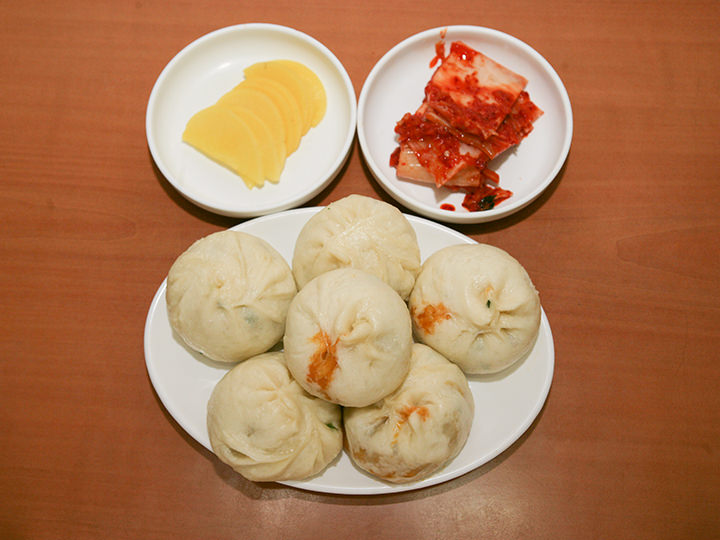 佳梅谷昔日手工大包子&手工刀切面