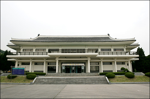 国立首尔显忠院