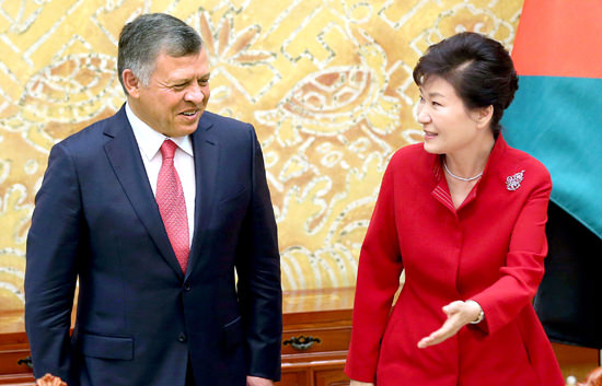 约旦国王偏爱韩牛，回国专机载韩牛