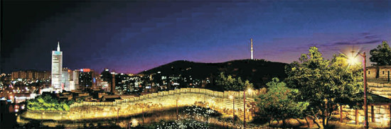 骆山LED、清溪川树影绚烂首尔之夜