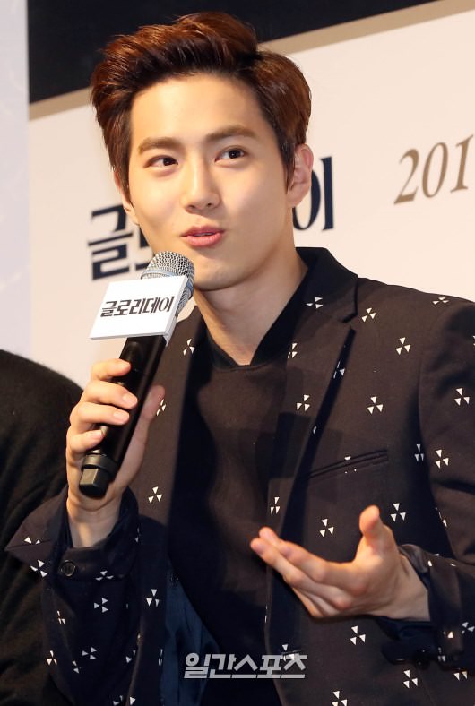 SUHO：白天学习晚上做练习生