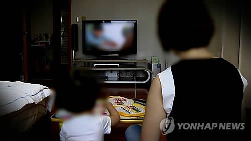 韩60岁以上人群85%每天看电视