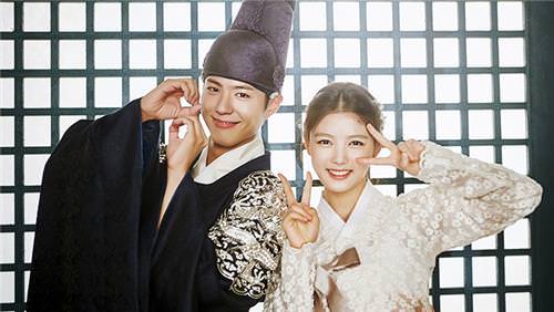 《云画的月光》花絮照(官网图片)