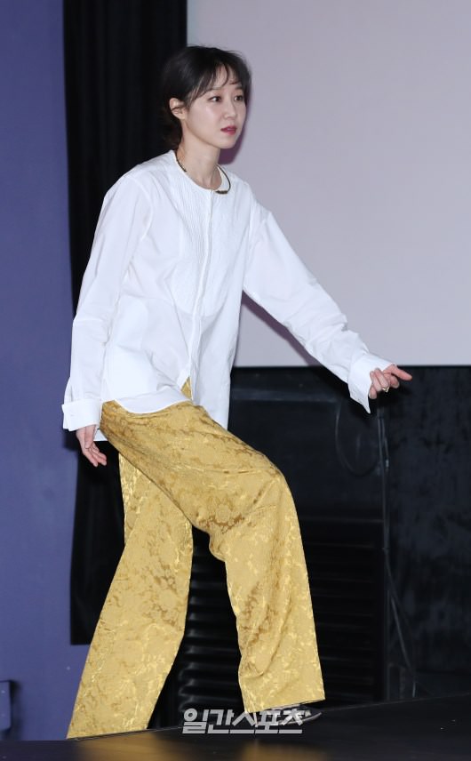 未婚演员孔晓振介绍饰演人母的感想
