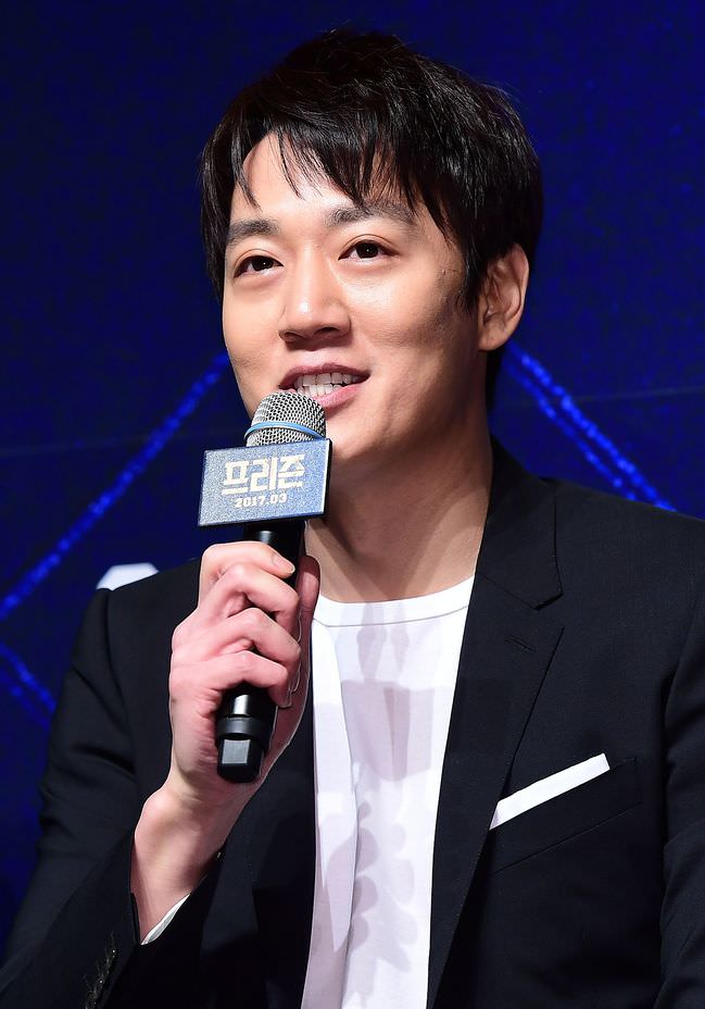 金来沅出演电影《监狱》 与韩石圭上演对手戏