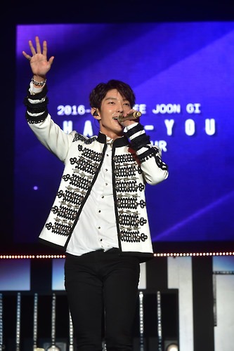 韩星李准基首尔安可演唱会4月开唱