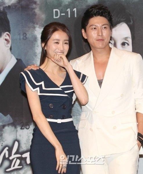 演员柳秀荣就妻子怀孕发表感想
