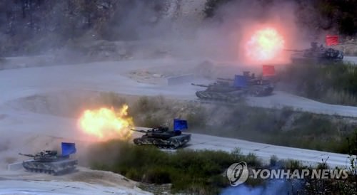 韩美举行大规模联合火力演习 提升抗朝战力