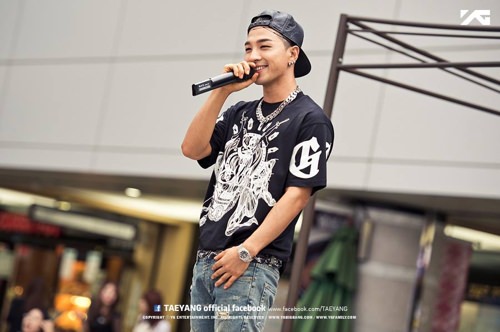 BIGBANG太阳（官方脸谱）