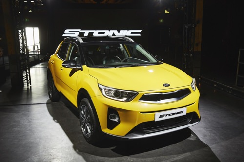 起亚汽车推出的高性价比小型SUV“STONIC”（韩联社/起亚汽车提供）