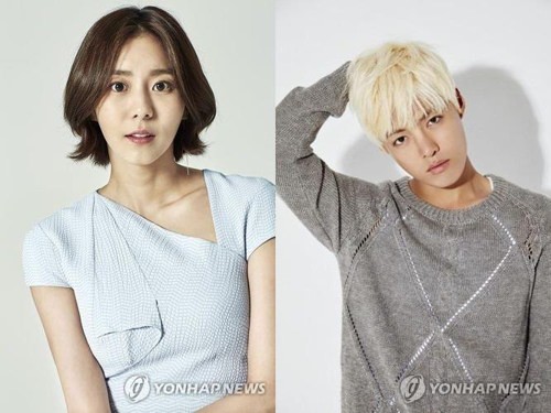 U-IE（左）和康男（韩联社）