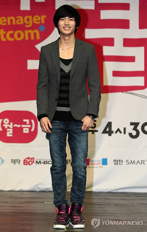 资料图片：韩国男团U-KISS成员箕燮（韩联社）