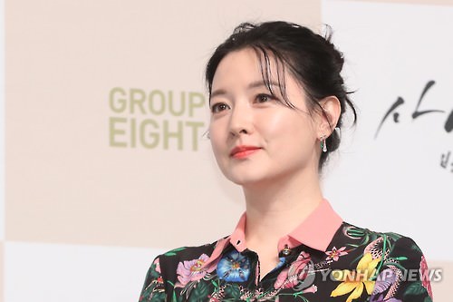 李英爱将携新古装剧重返荧屏