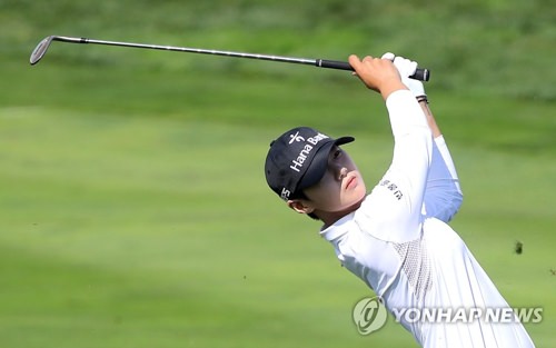 韩球手朴城炫登顶世界女子高球排行榜