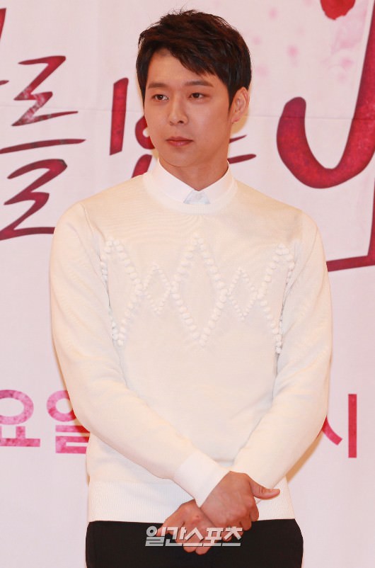 朴有天遭熟人起诉 因被其宠物狗咬伤