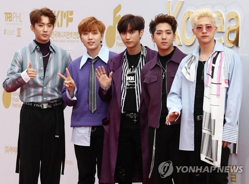 男团b1a4发生交通事故 成员送医治疗