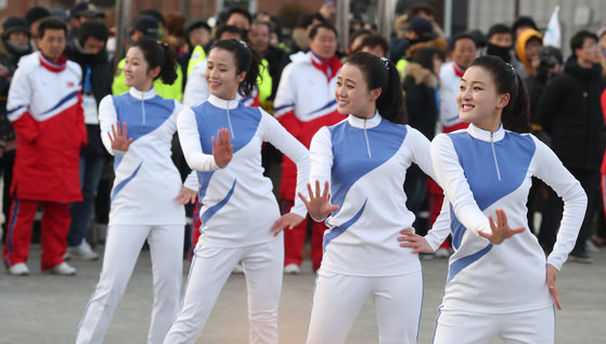朝鲜美女啦啦队关注度下降的原因