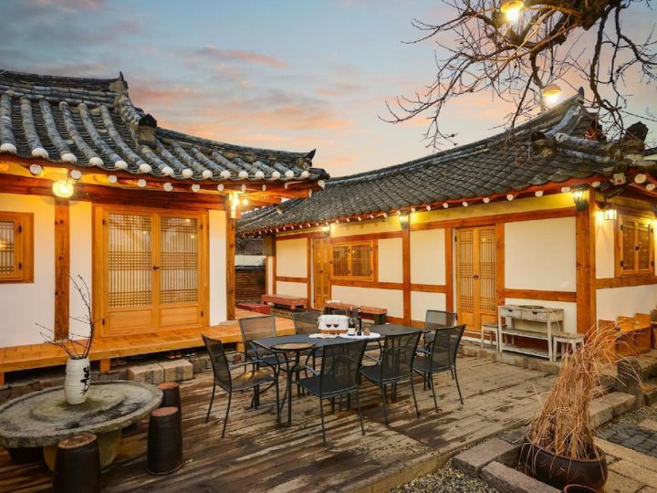 Gyeongju Hanokstay Hangbokhanzip