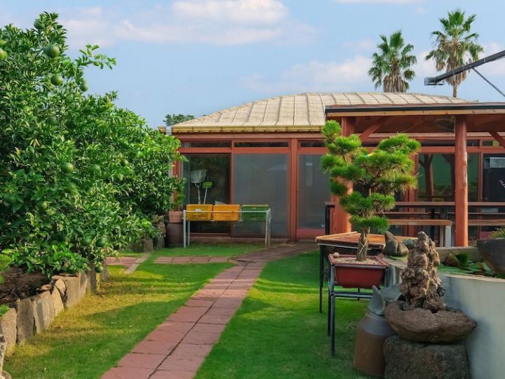 Jeju Jeonwonsaenghwal Diorem Pension