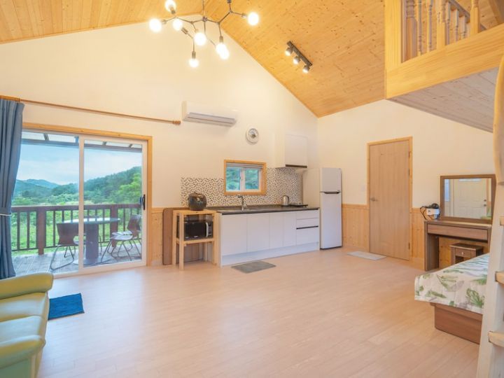 Samcheok Elroi Pension