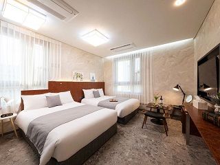 HOTEL DM