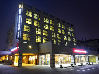 首尔皇家广场酒店 (Royal Square Hotel Seoul)