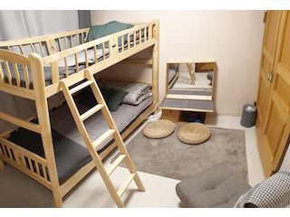 U Guesthouse 2 in Yeonnam Caters to Women - Hostel