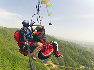 杨平滑翔伞体验(专业教练带领的双人飞行)