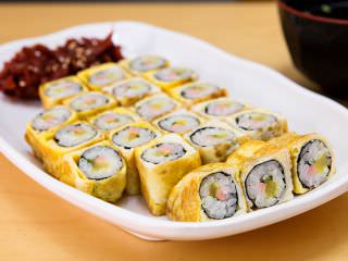 素朴柔软的鸡蛋卷紫菜包饭