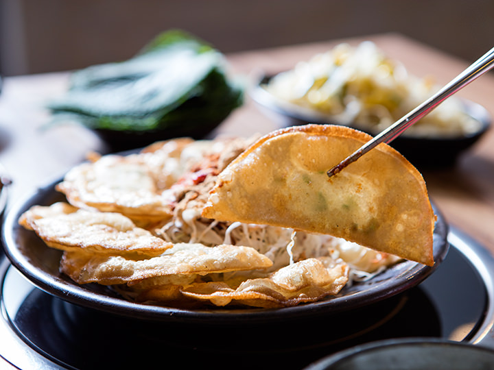 外酥里嫩炸饺子