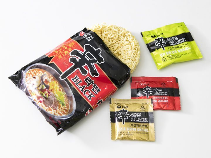 辛拉面BLACK(农心)
1,600 韩元,550kcal