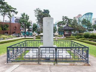 奖忠坛碑(首尔有形文化遗产第1号)