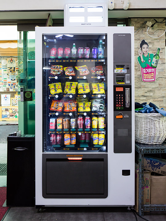 卖韩国零食的自动贩卖机