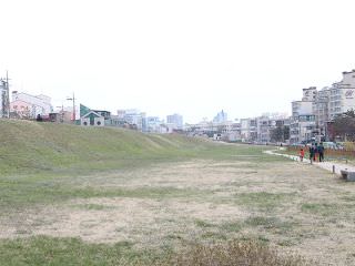 首尔风纳洞土城一角