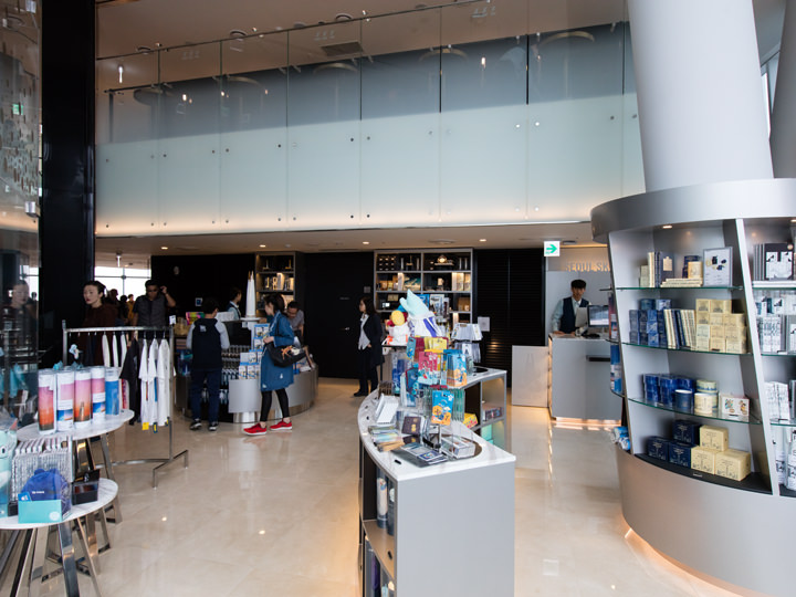 121层 纪念品商场
※参观结束后搭乘电梯到地下1层也有纪念品商店