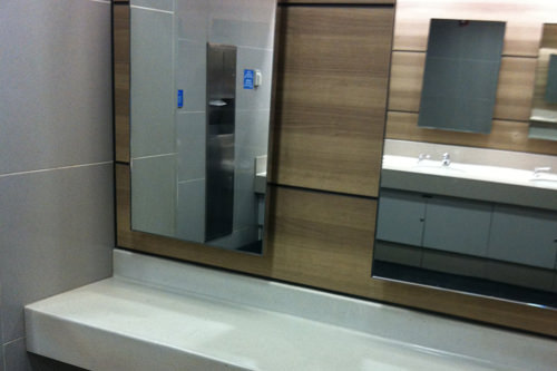 有化妆台的“化妆室”