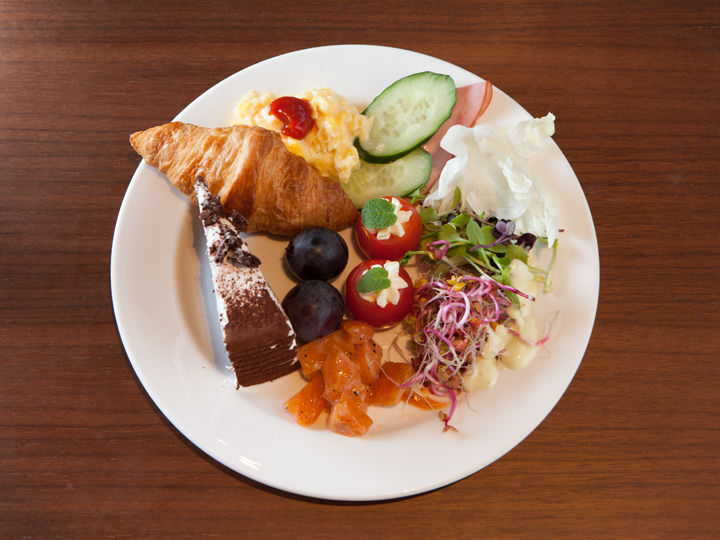 选择自己想吃的早餐