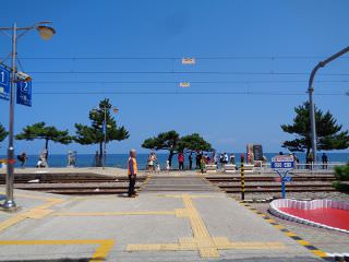 车站对面的大海