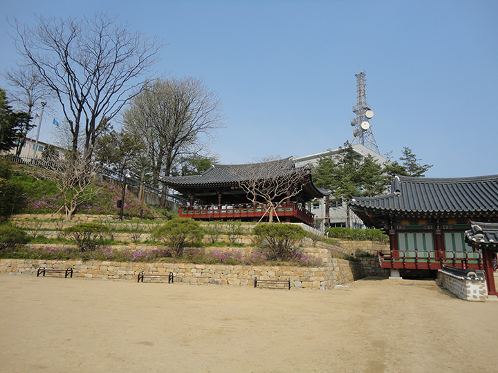 江陵客舍门_韩国景点推荐_韩国旅游网-韩巢网