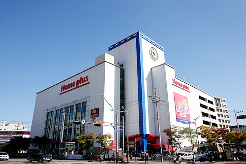 Homeplus东大门店外观