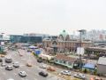 以首尔站为中心，将周边酒店、地铁站等17个场所连接起来