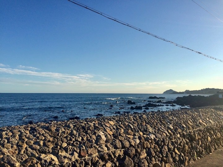 下午两点多的海边