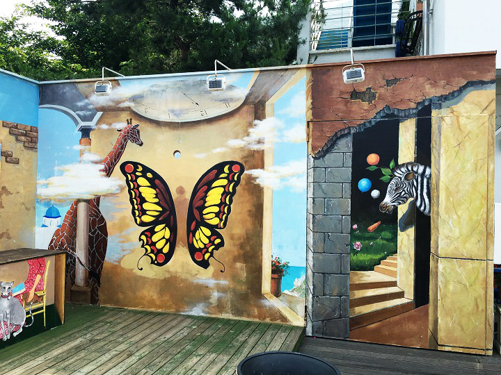 拍照用的壁画墙