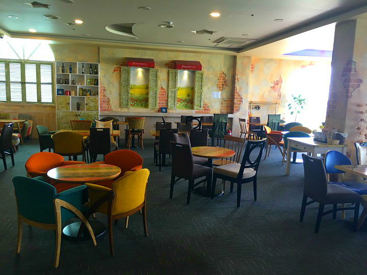 彩色古朴的欧洲风格