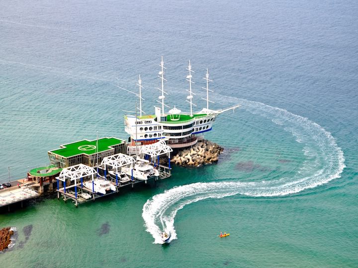 游轮酒店眺望东海