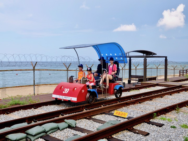 海岸轨道自行车