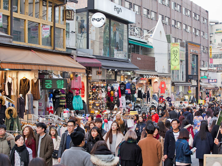 年轻人聚集的弘大