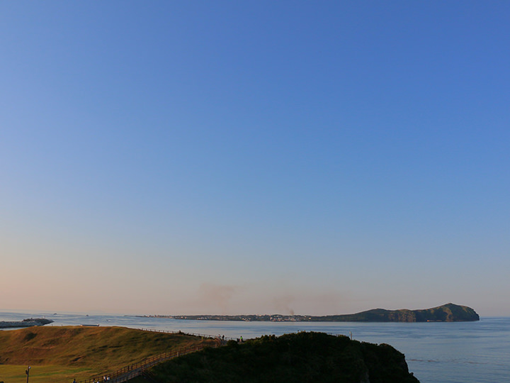 从日出峰看过去的牛岛