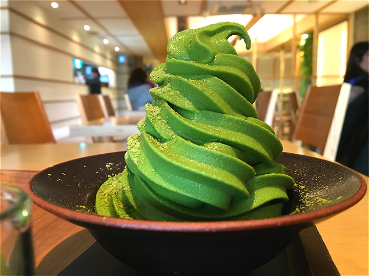 没浇巧克力酱的初始版本