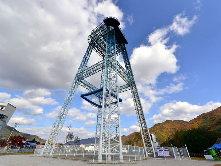 ※照片由麟蹄无绳蹦极提供